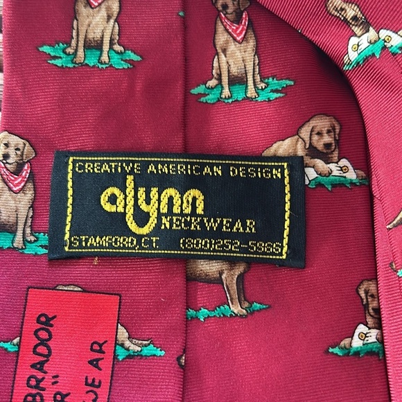 Chocolate Labrador Silk Tie by Alynn Neckwear – Made in USA
Preloved - Picture 7 of 7